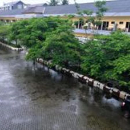 Uni Beach Hotel Pangandaran Exterior photo